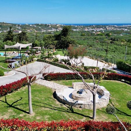 Olivenest Chania Executive Villa Perivólia Exterior foto