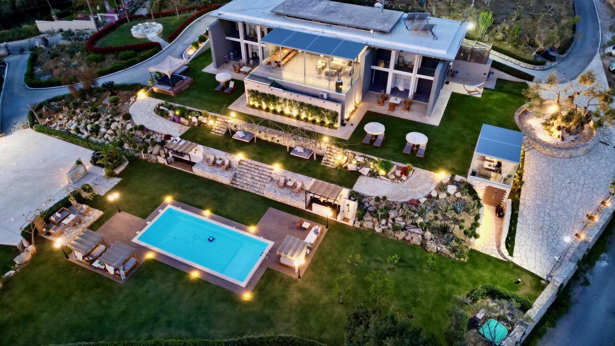 Olivenest Chania Executive Villa Perivólia Exterior foto